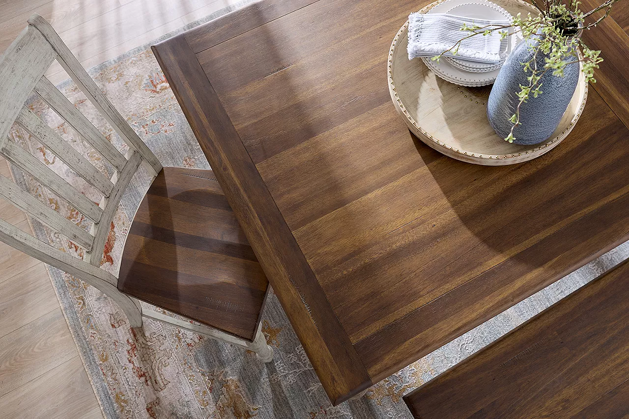 Detail image of Coventry Dining Table